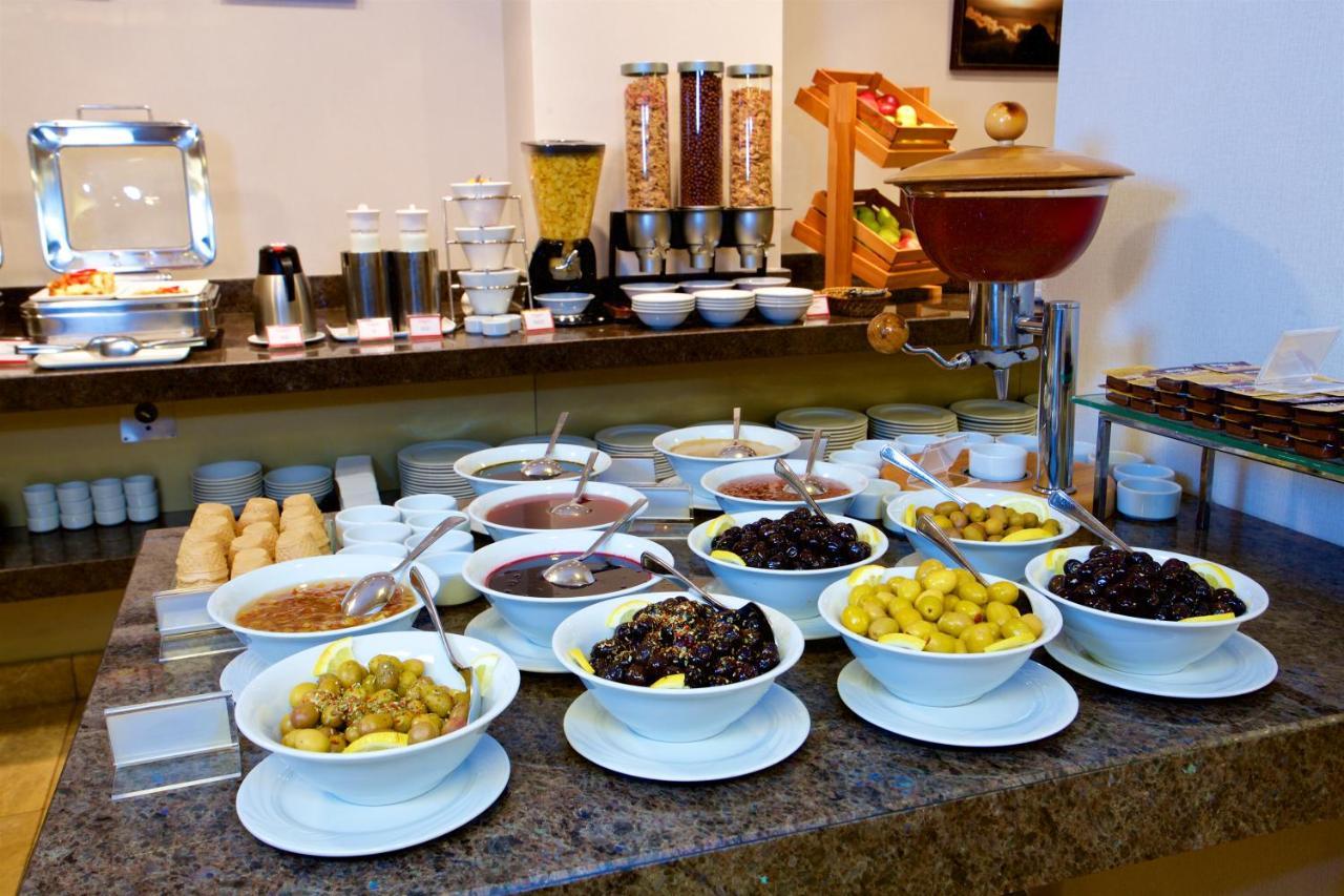 Otel Ramada By Wyndham Taksim 4*