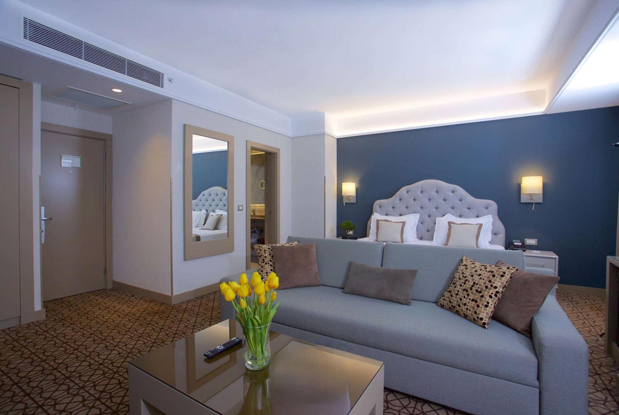 Ramada By Wyndham Taksim Otel