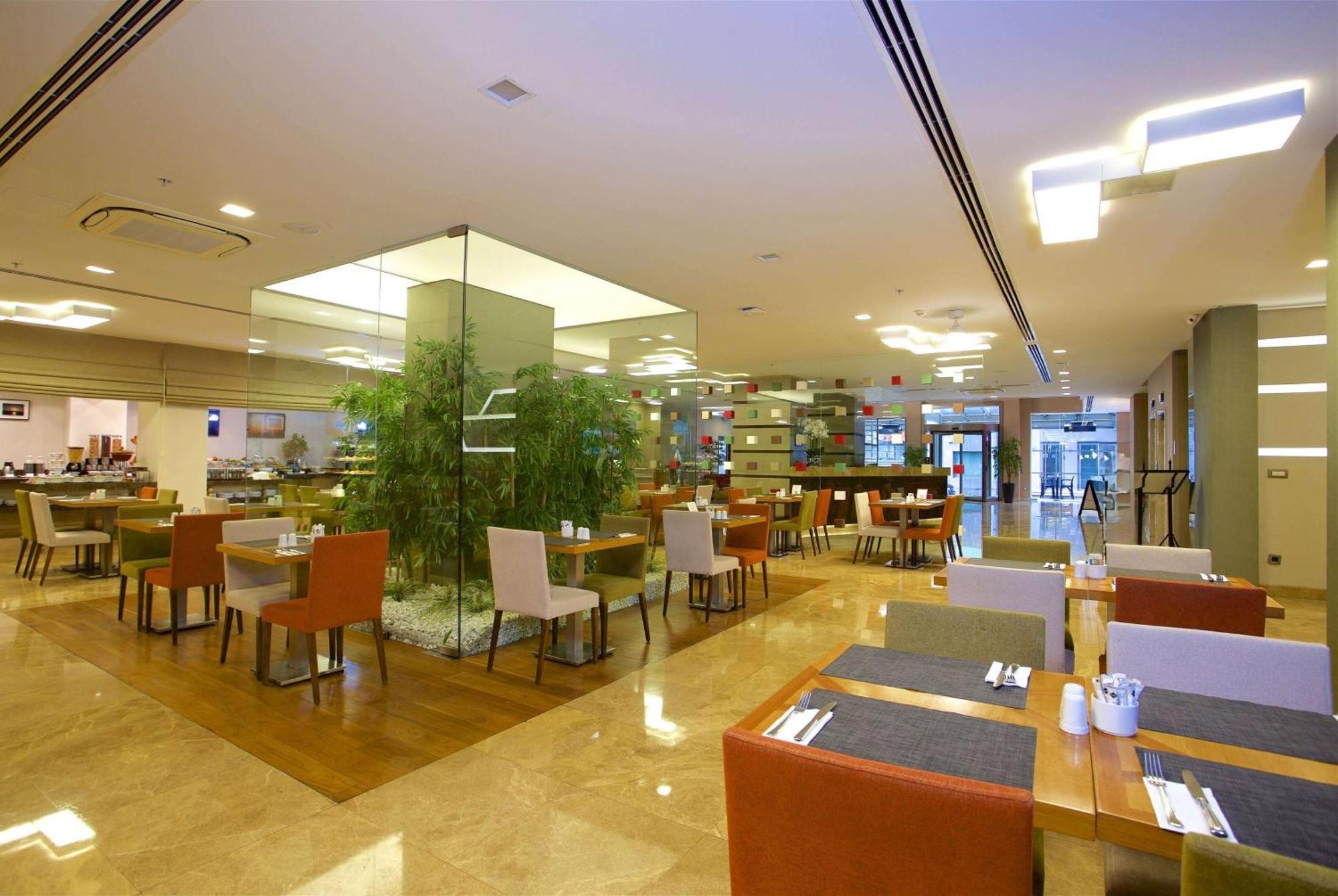 Otel Ramada By Wyndham Taksim